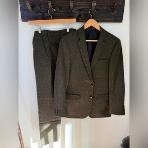 J Crew Thompson Olive Green Tweed suit 38R 32/34